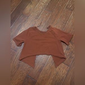 WE THE FREE Open Back Tee Color Rust Size Small